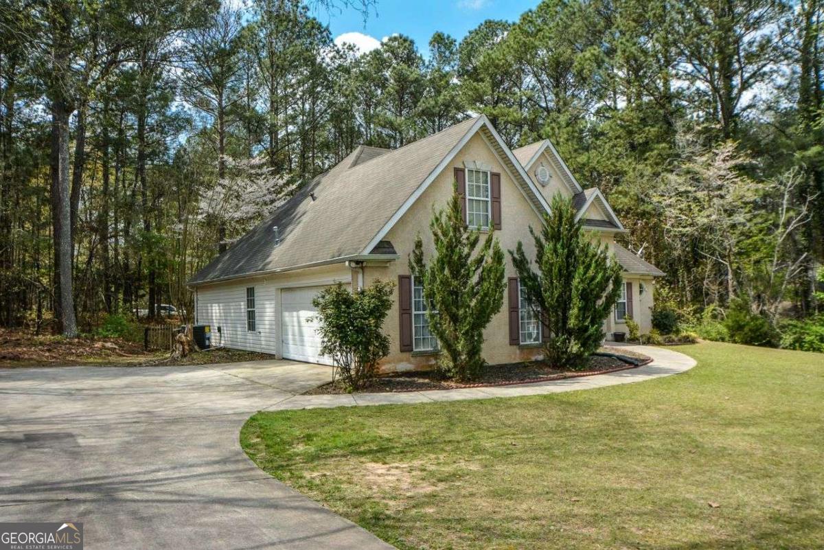 125 Verdon Hill Fayetteville GA 30215