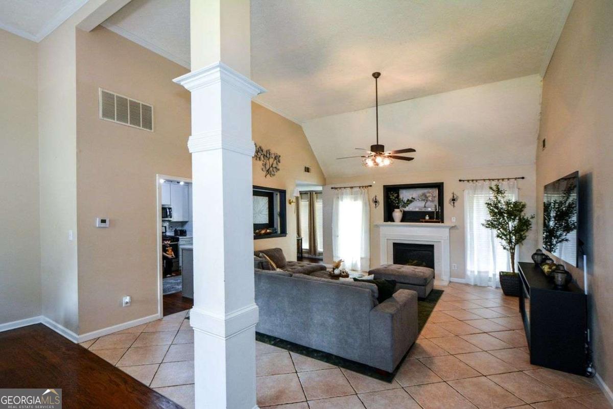 125 Verdon Hill Fayetteville GA 30215