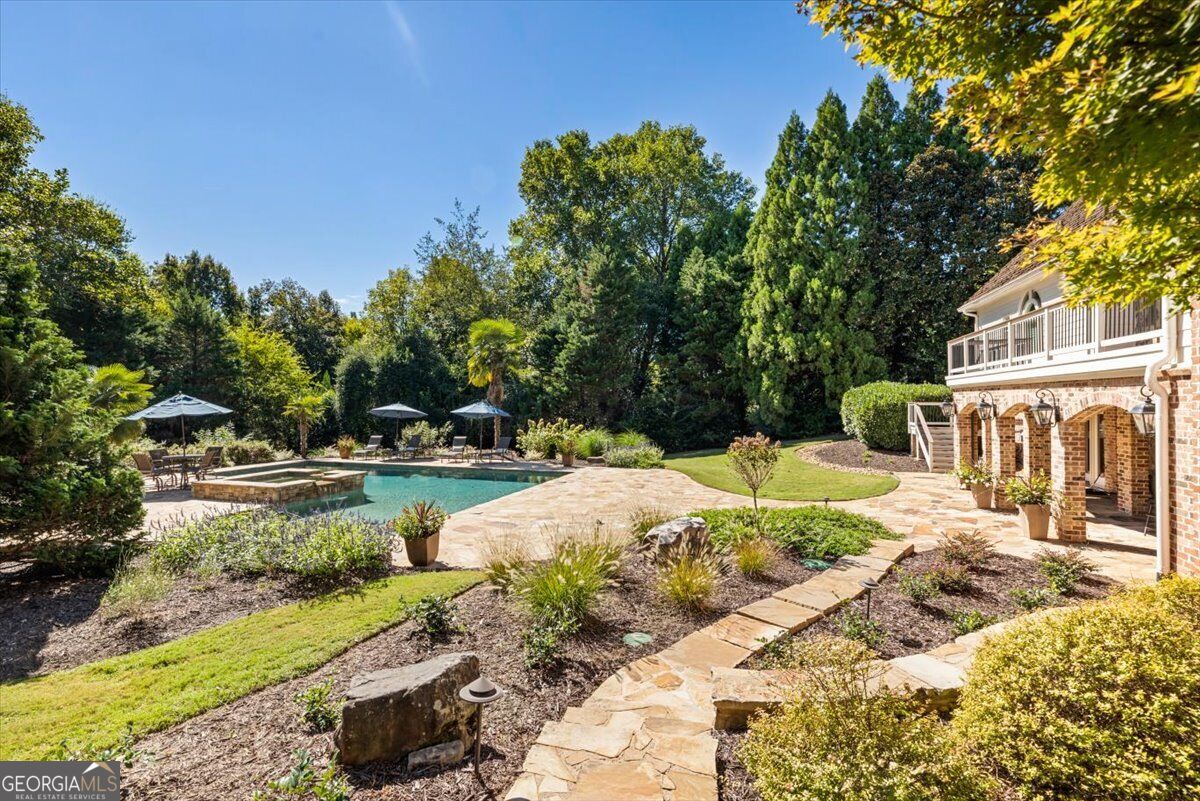 105 Old Cedar Lane Milton GA 30004