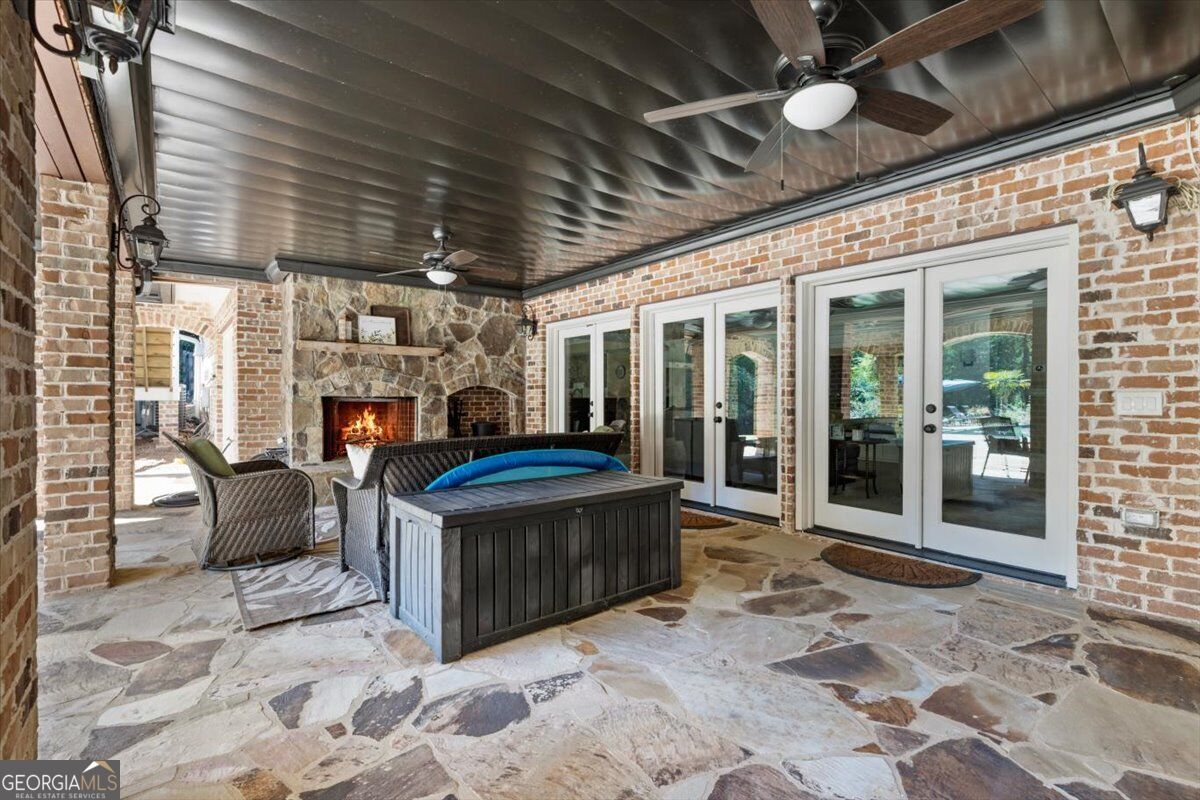105 Old Cedar Lane Milton GA 30004