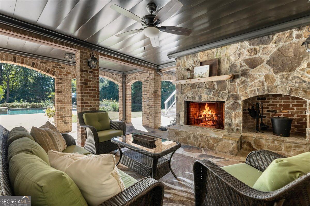 105 Old Cedar Lane Milton GA 30004