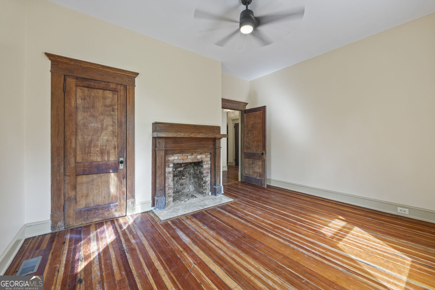 344 Hartwell Road Lavonia GA 30553
