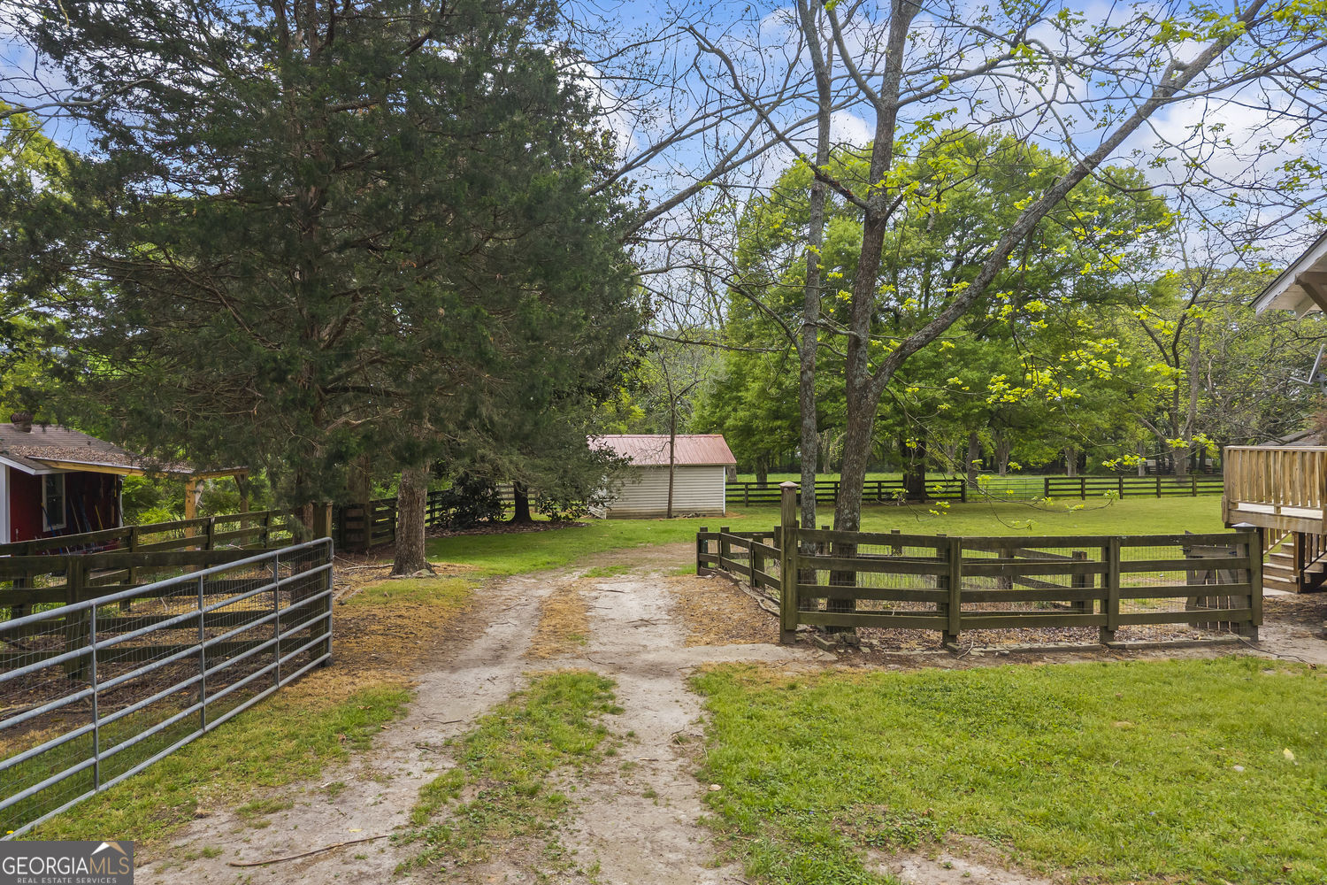 344 Hartwell Road Lavonia GA 30553