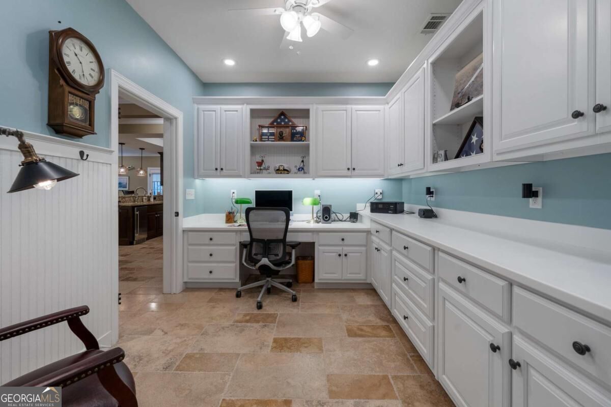 2057 Fairhill Lane NW Marietta GA 30064