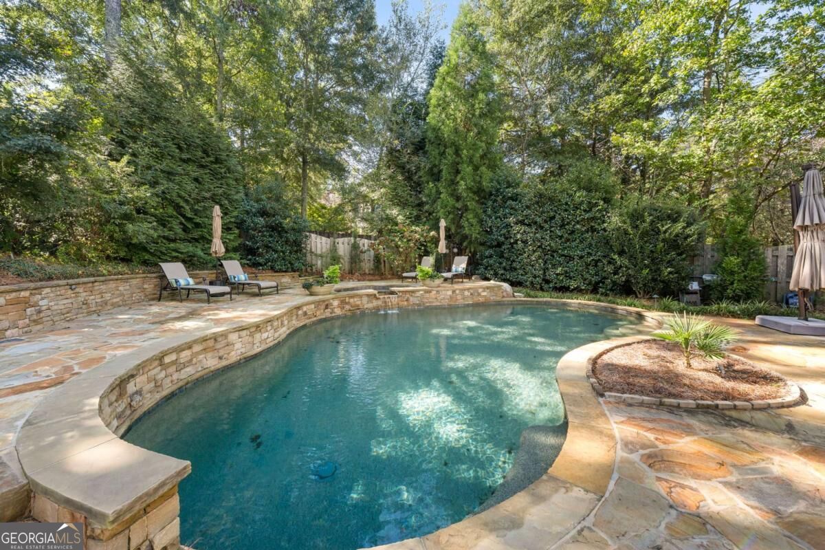2057 Fairhill Lane NW Marietta GA 30064