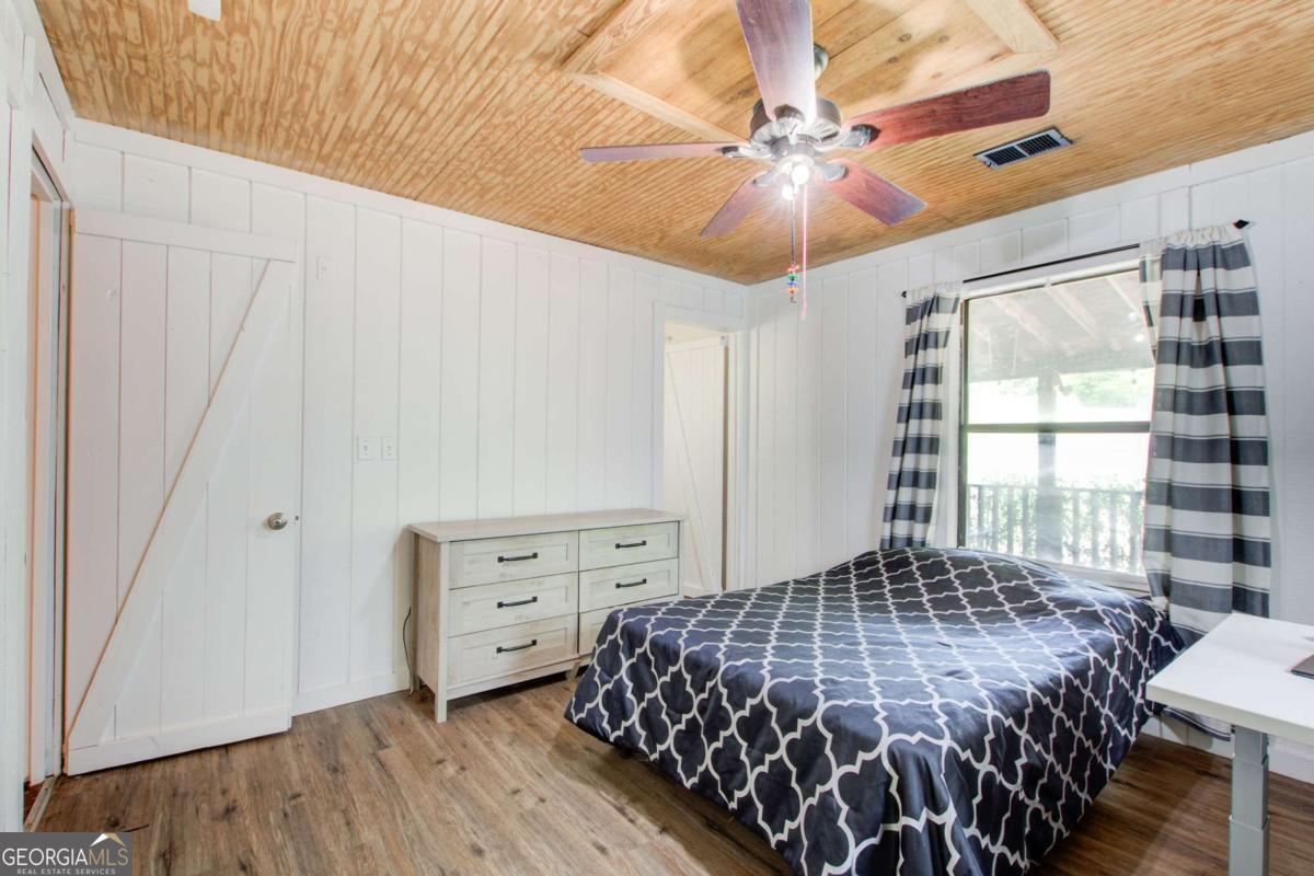 8176 E Highway 5 Whitesburg GA 30185