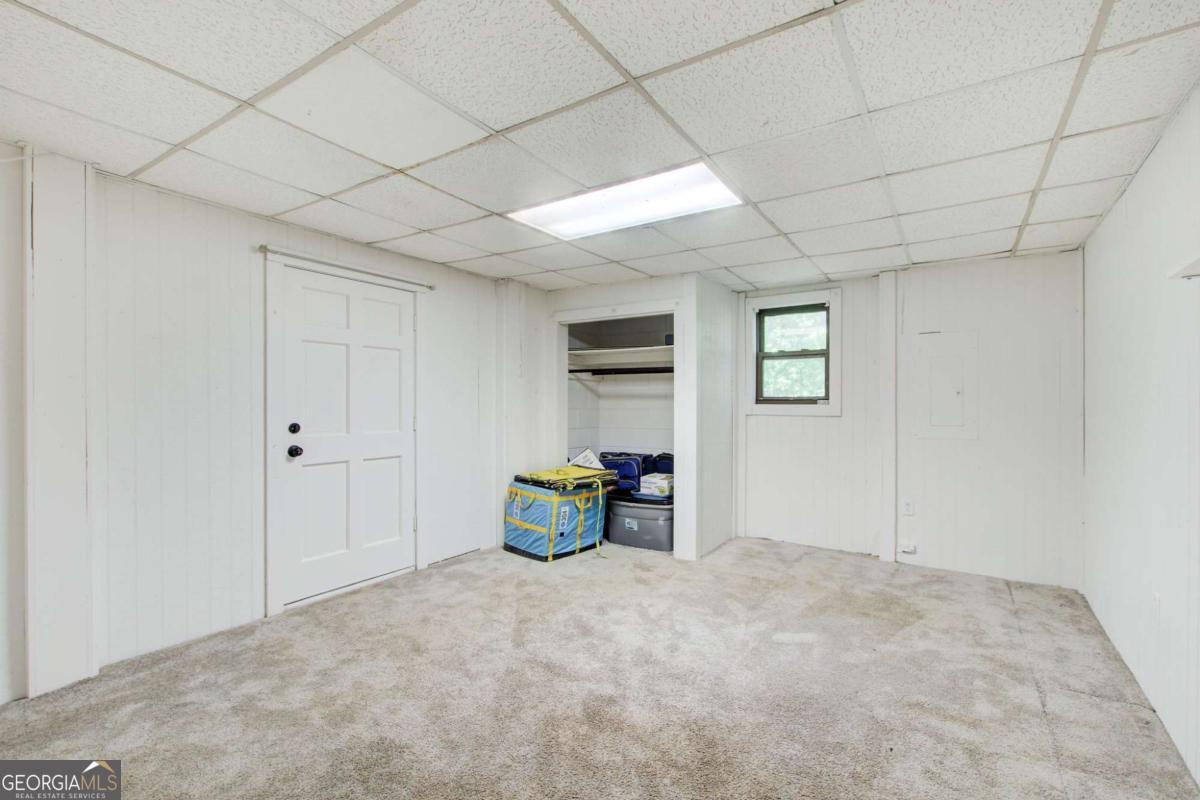 8176 E Highway 5 Whitesburg GA 30185