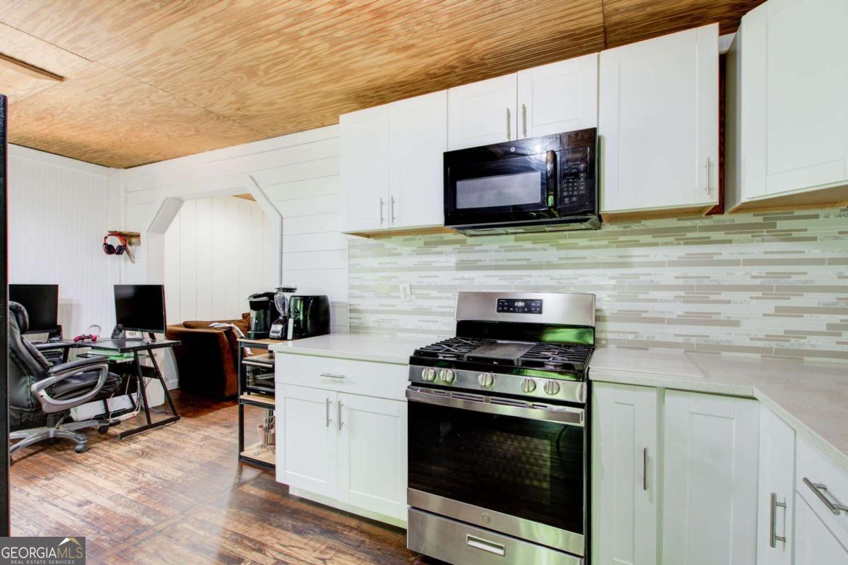 8176 E Highway 5 Whitesburg GA 30185