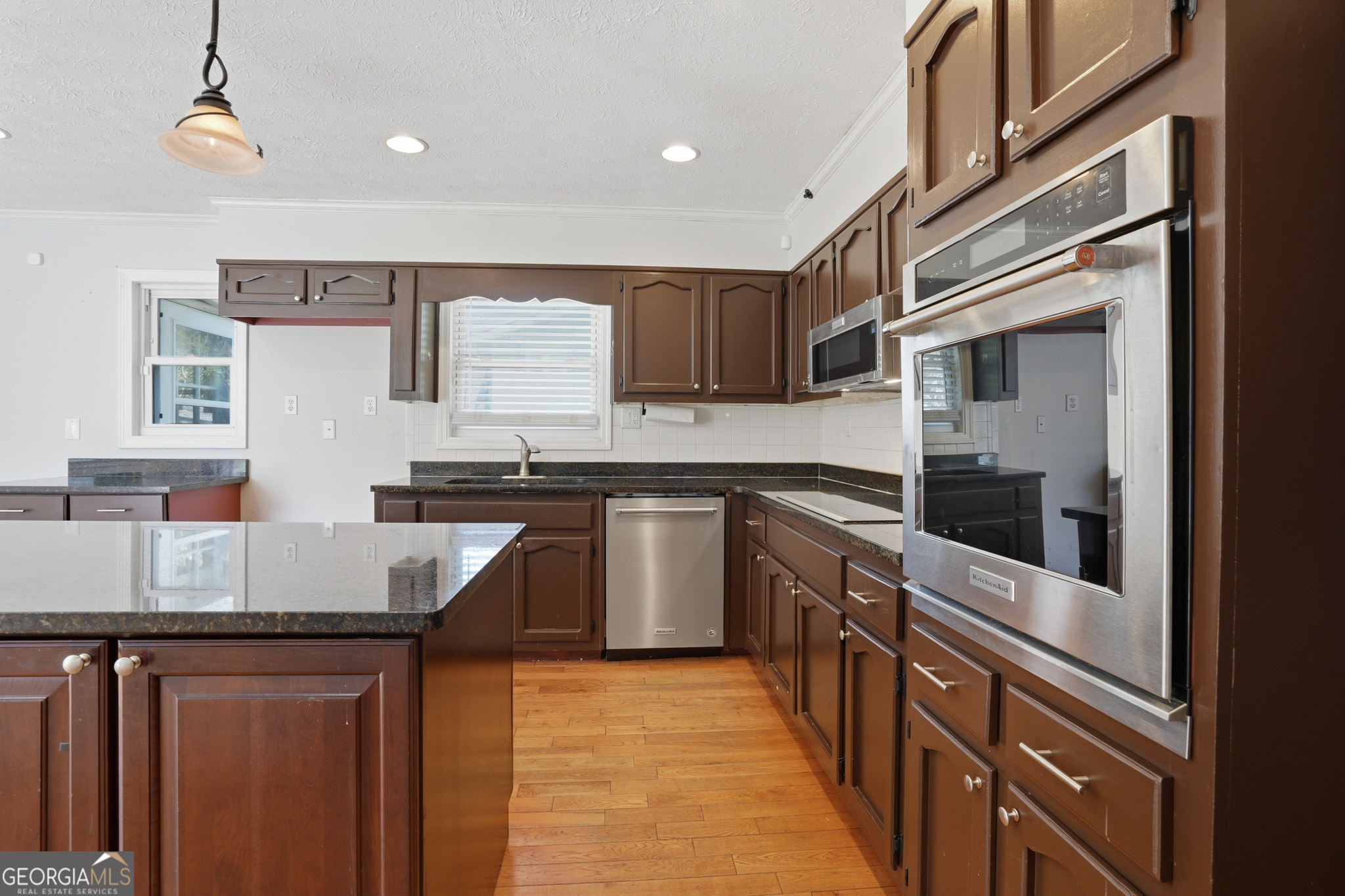 402 Emily Drive SW Lilburn GA 30047