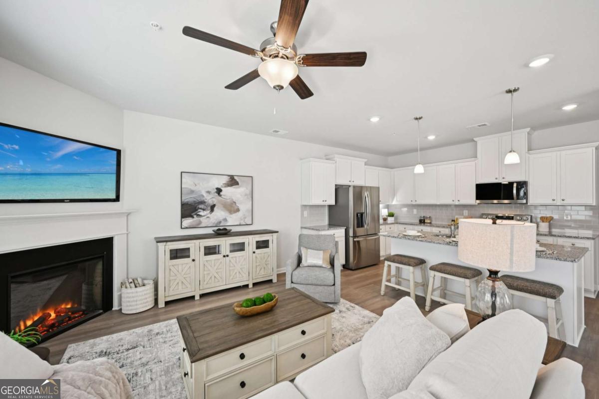 394 Lanier Circle Woodstock GA 30189
