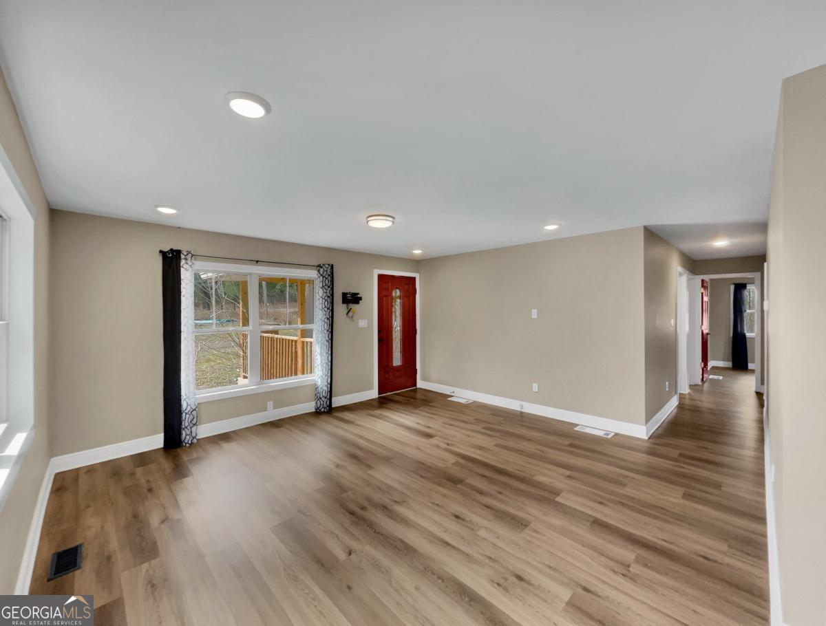 1271 Della Slaton Road Comer GA 30629