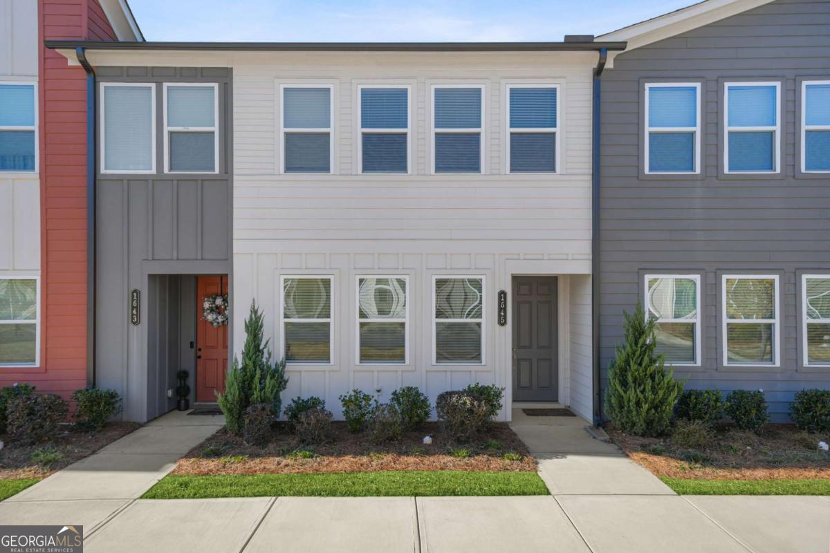 1645 Winpost Lane NW Atlanta GA 30318
