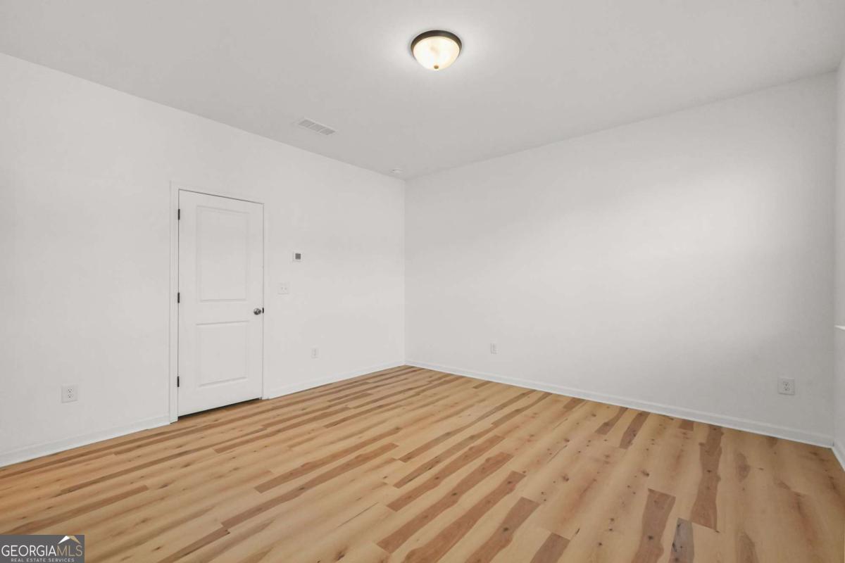 1645 Winpost Lane NW Atlanta GA 30318