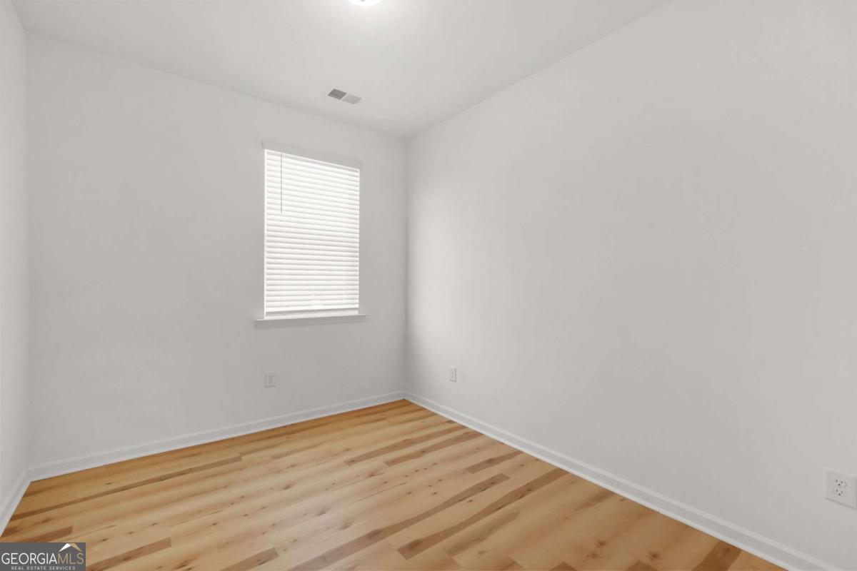 1645 Winpost Lane NW Atlanta GA 30318