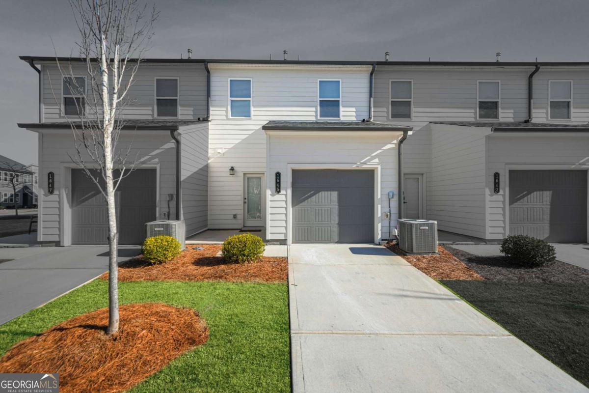 1645 Winpost Lane NW Atlanta GA 30318