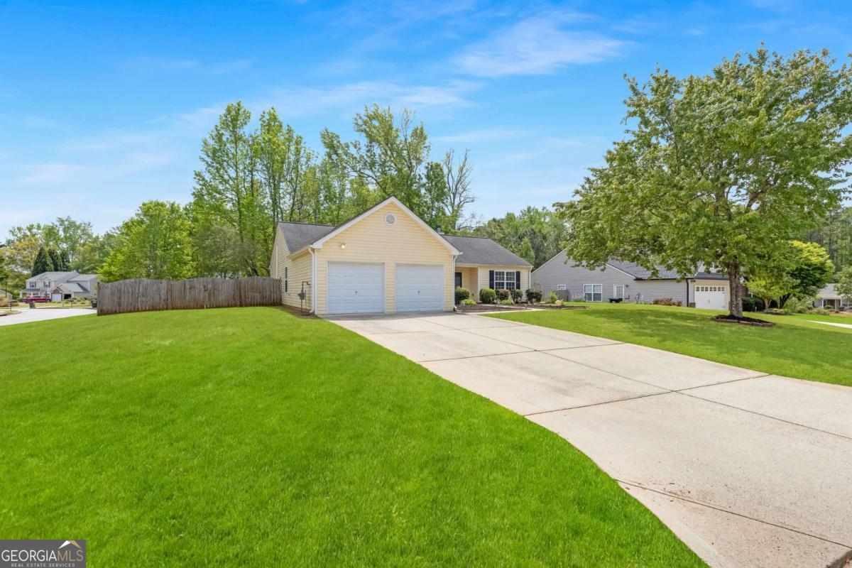 11 Fern Leaf Court Dallas GA 30157