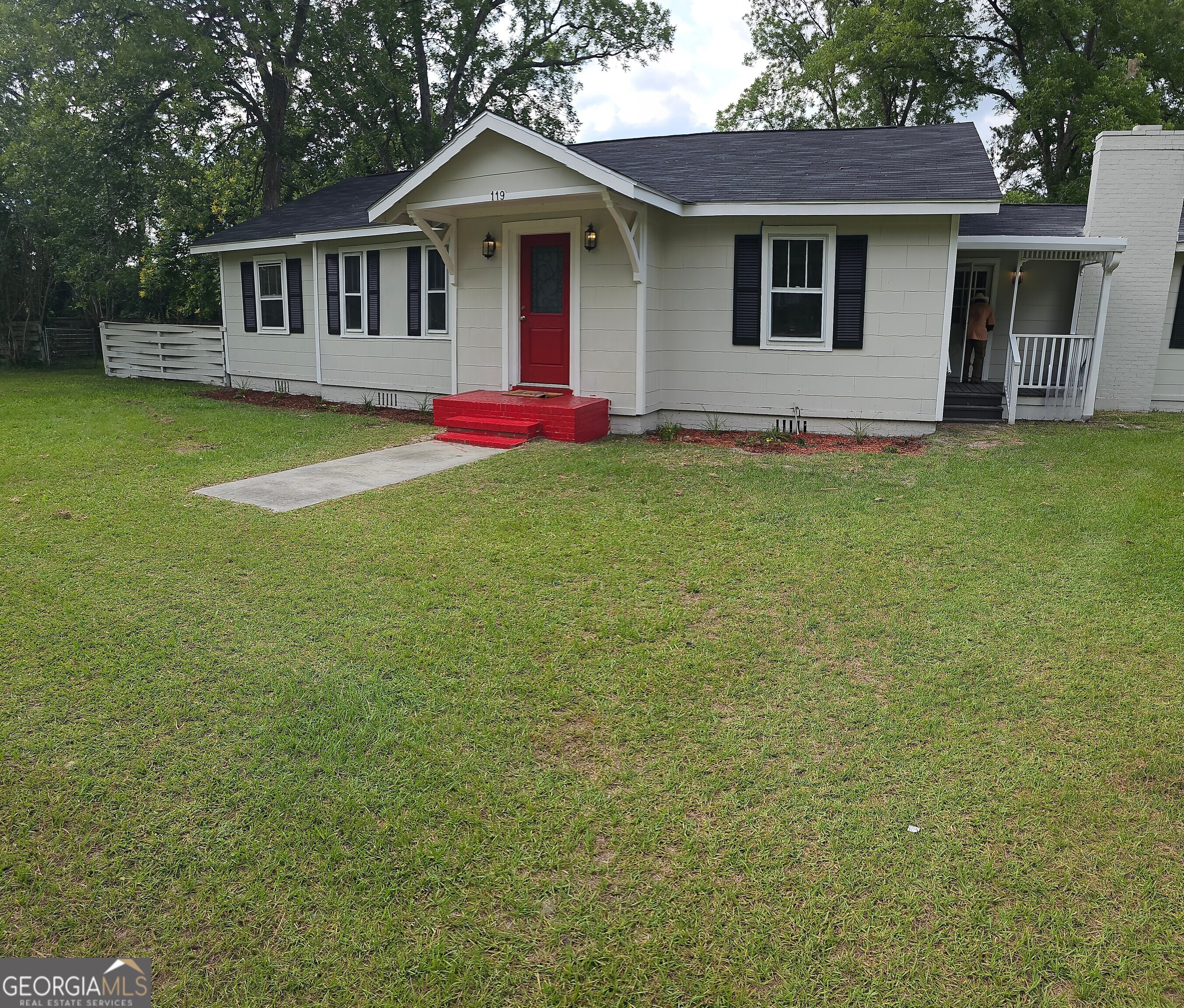119 E Wacona Drive Waycross GA 31501