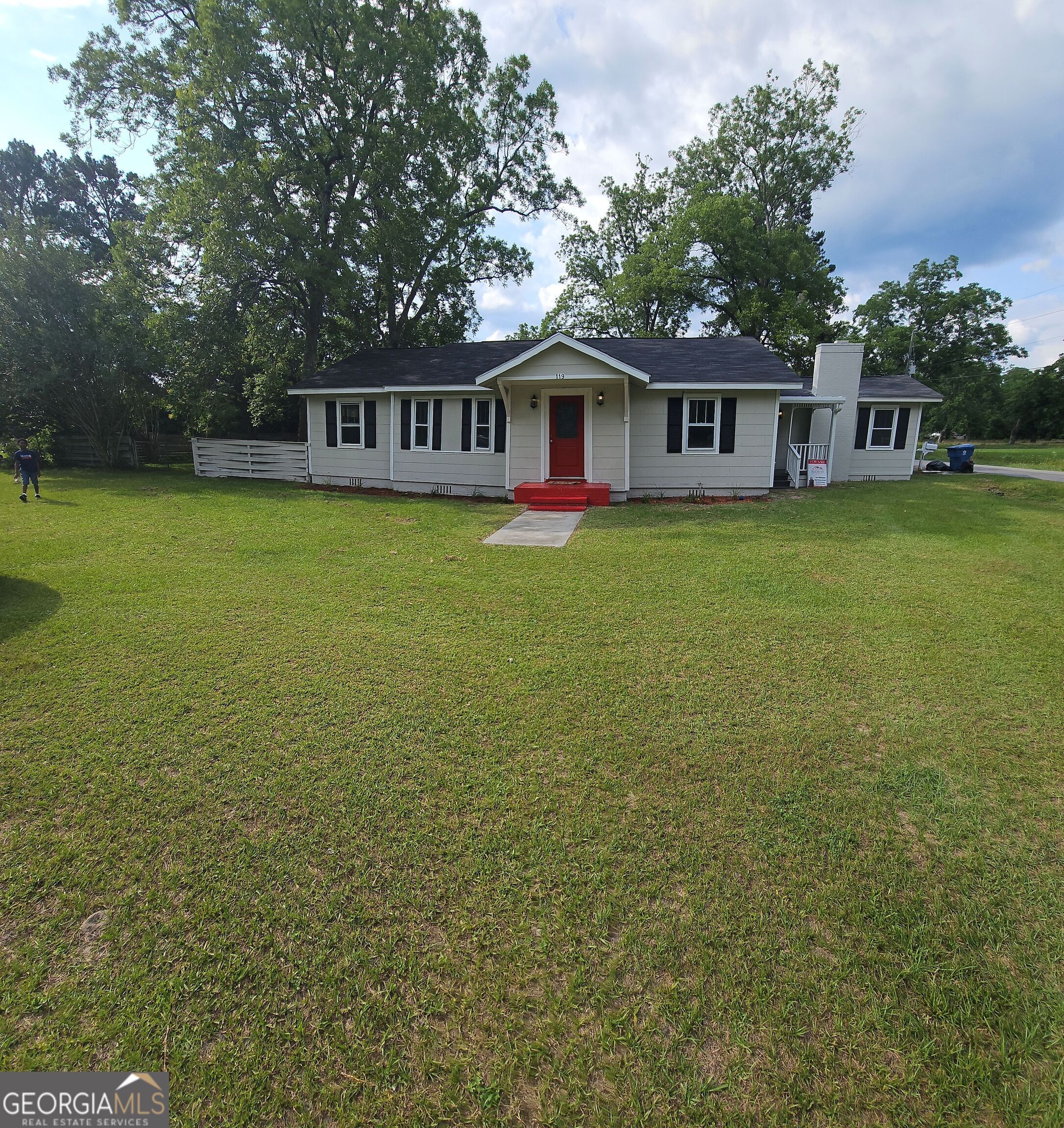 119 E Wacona Drive Waycross GA 31501