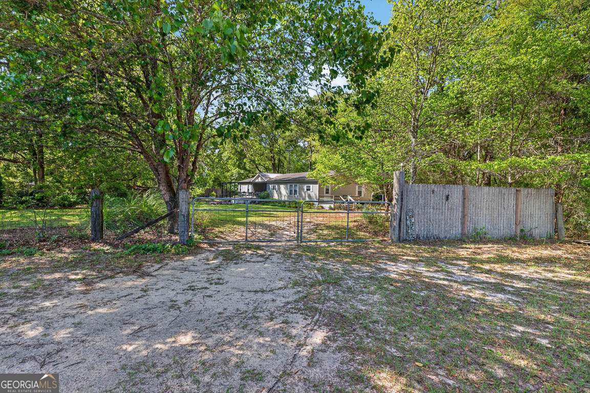 149 Dorothy Circle Waynesville GA 31566