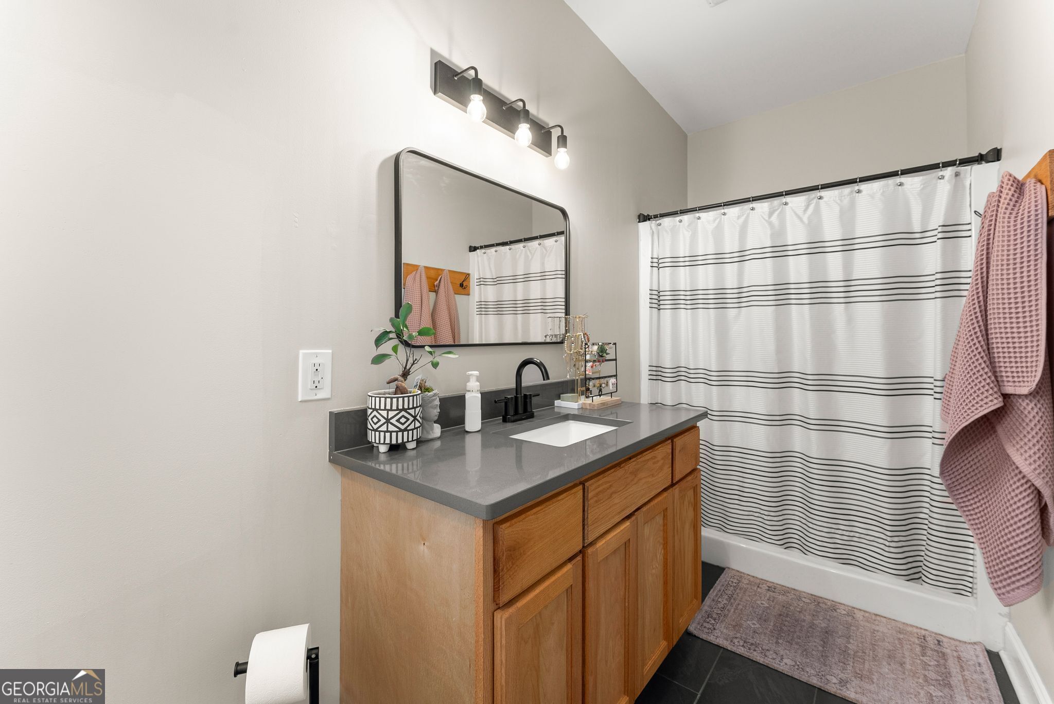 31 Dockmore Road Cleveland GA 30528