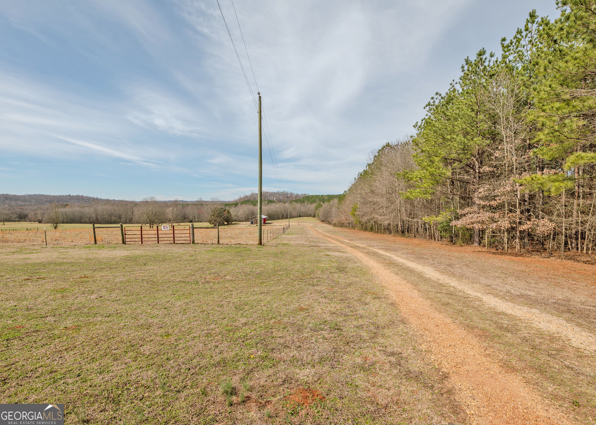 1363-A Mcfarlin Bridge 25 Acres Carnesville GA 30521