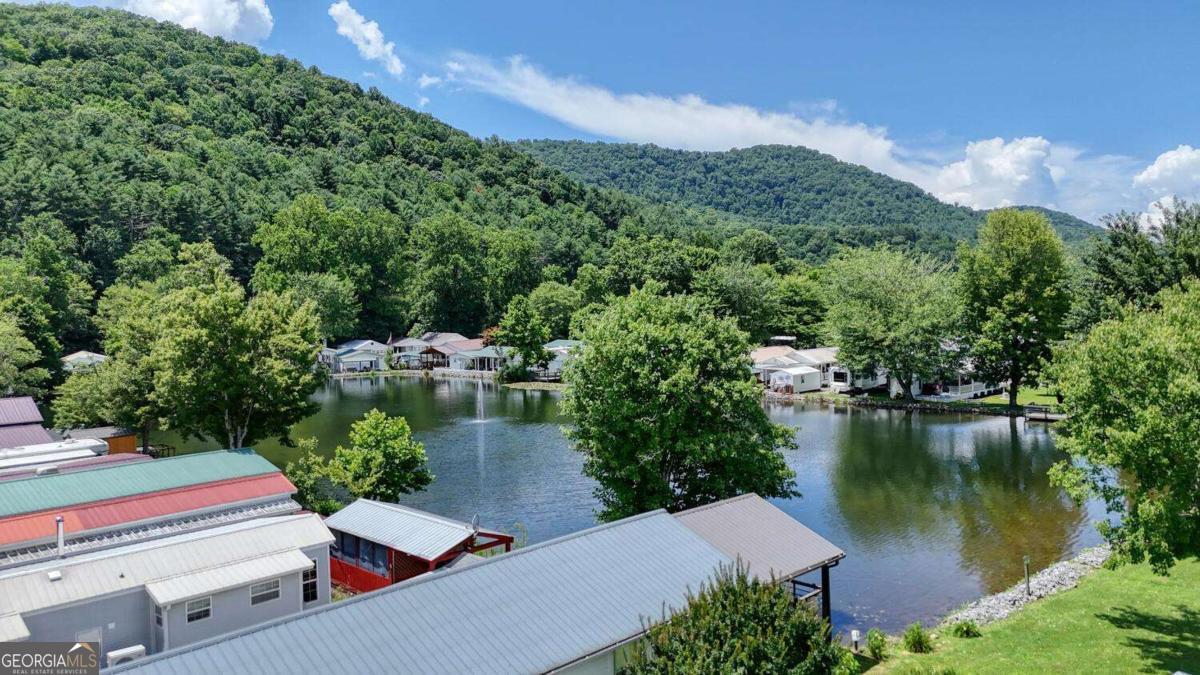 4360 Riverbank Run Hiawassee GA 30546
