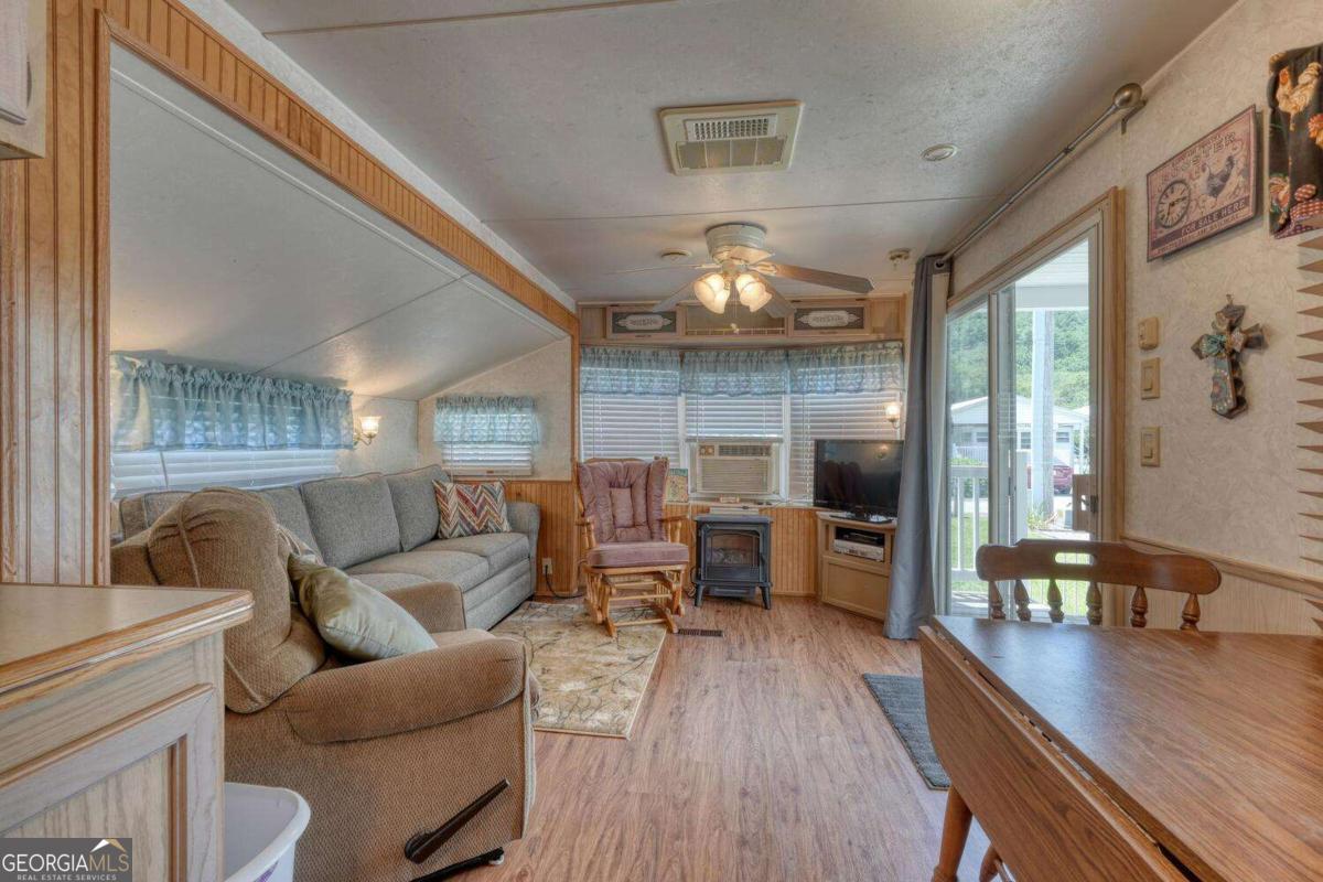 4360 Riverbank Run Hiawassee GA 30546