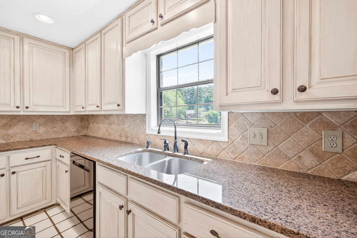 1728 Rivermist Drive SW Lilburn GA 30047