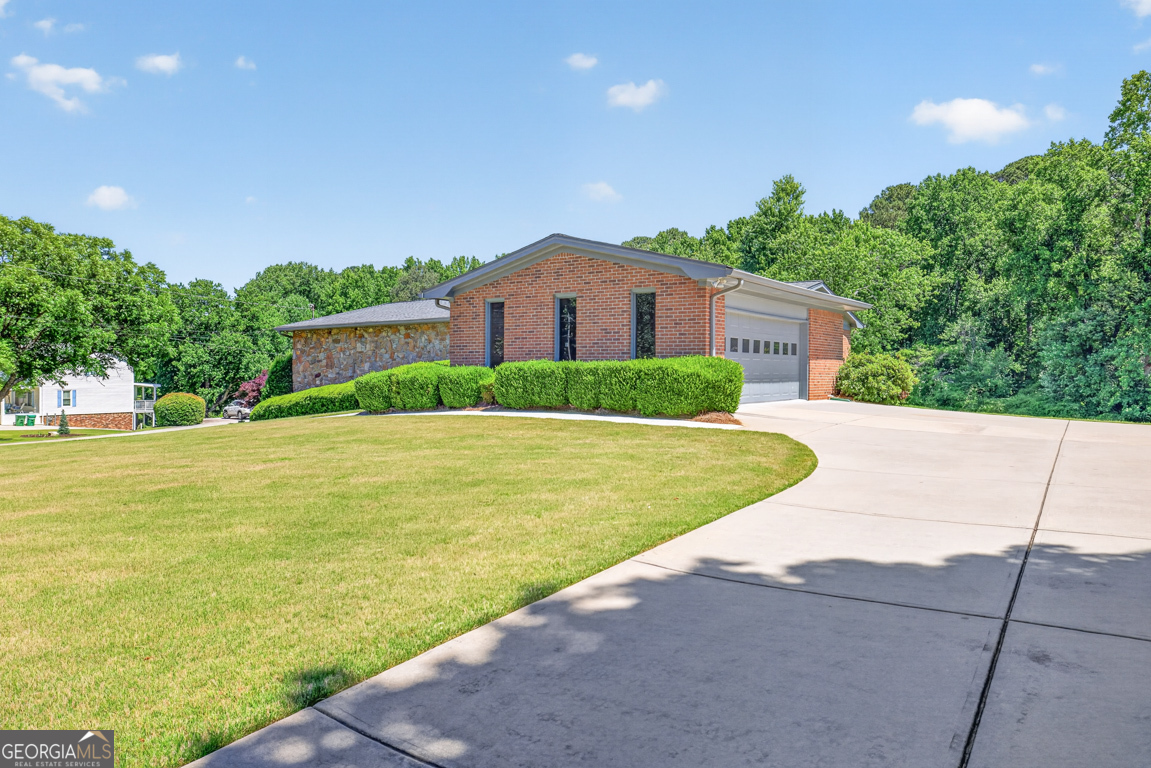 1728 Rivermist Drive SW Lilburn GA 30047