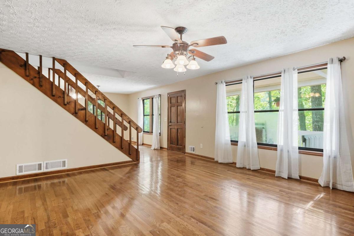 147 Lone Bear Drive Waleska GA 30183