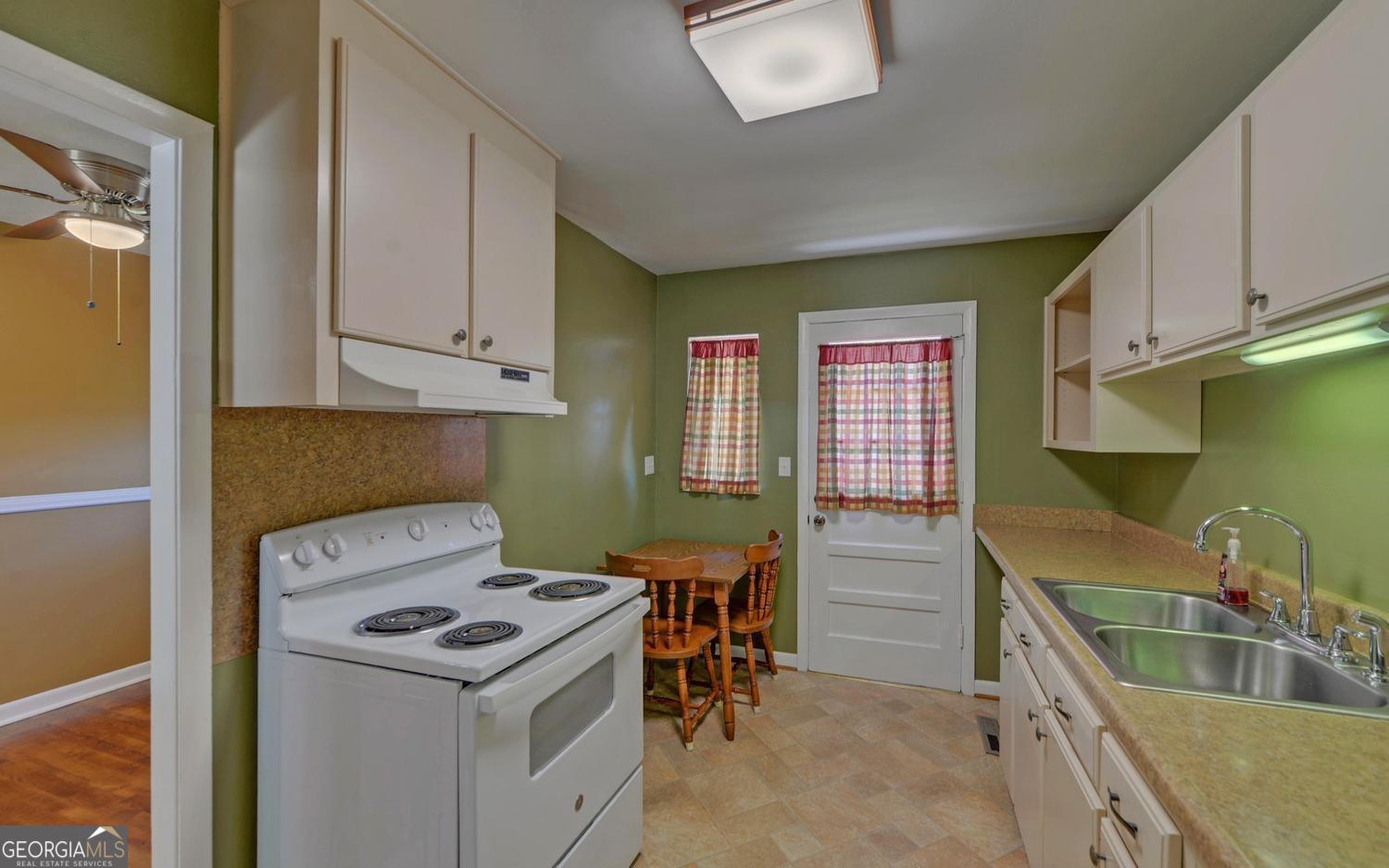 60 Kelsey Drive Hartwell GA 30643