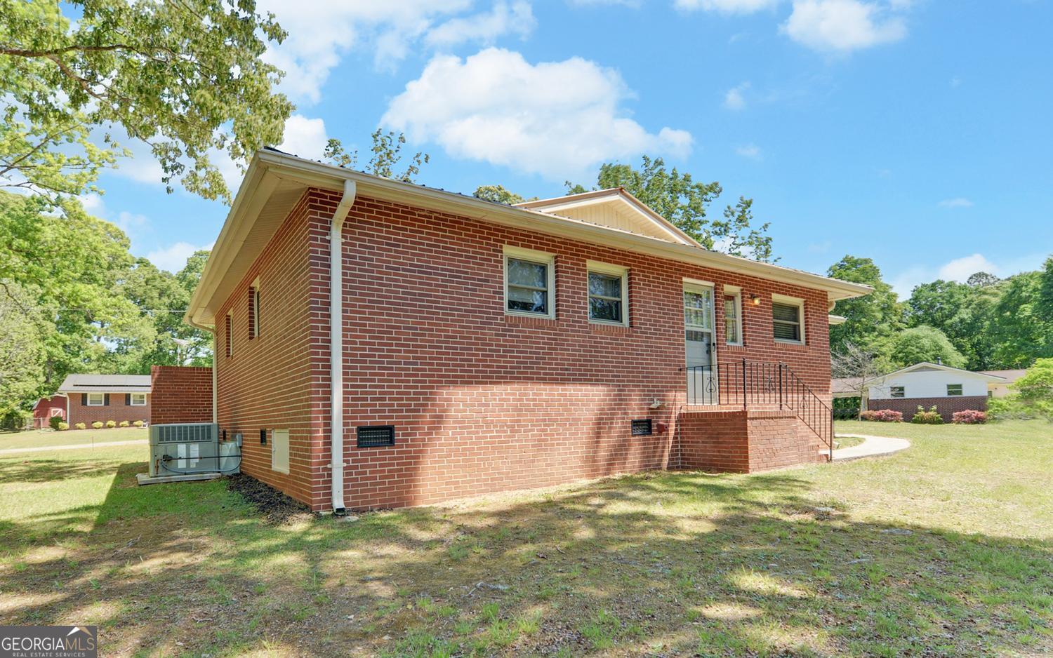 60 Kelsey Drive Hartwell GA 30643