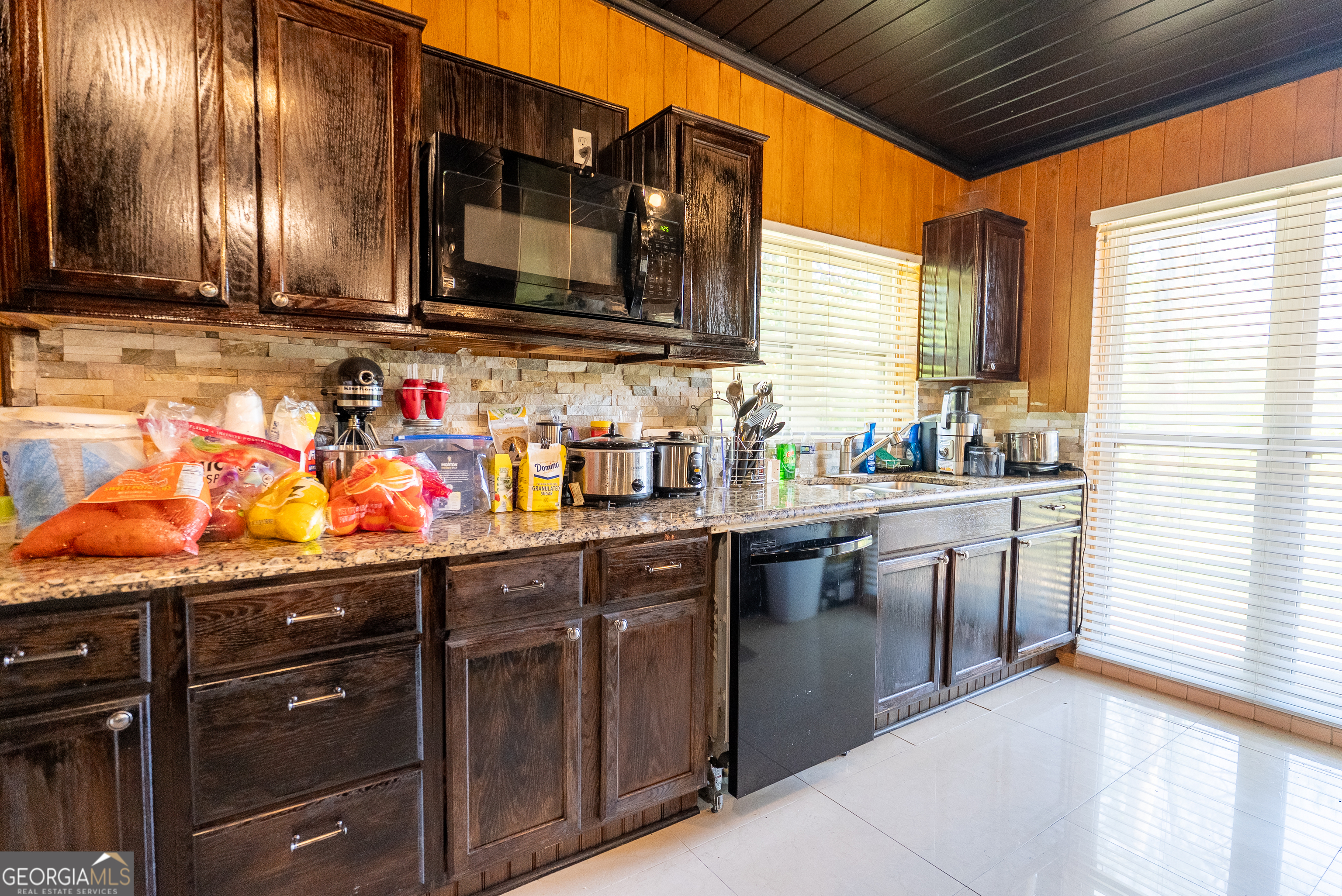 482 Curry Street NE Pelham GA 31779