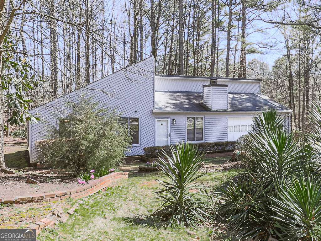5506 Vaughn Road Woodstock GA 30188