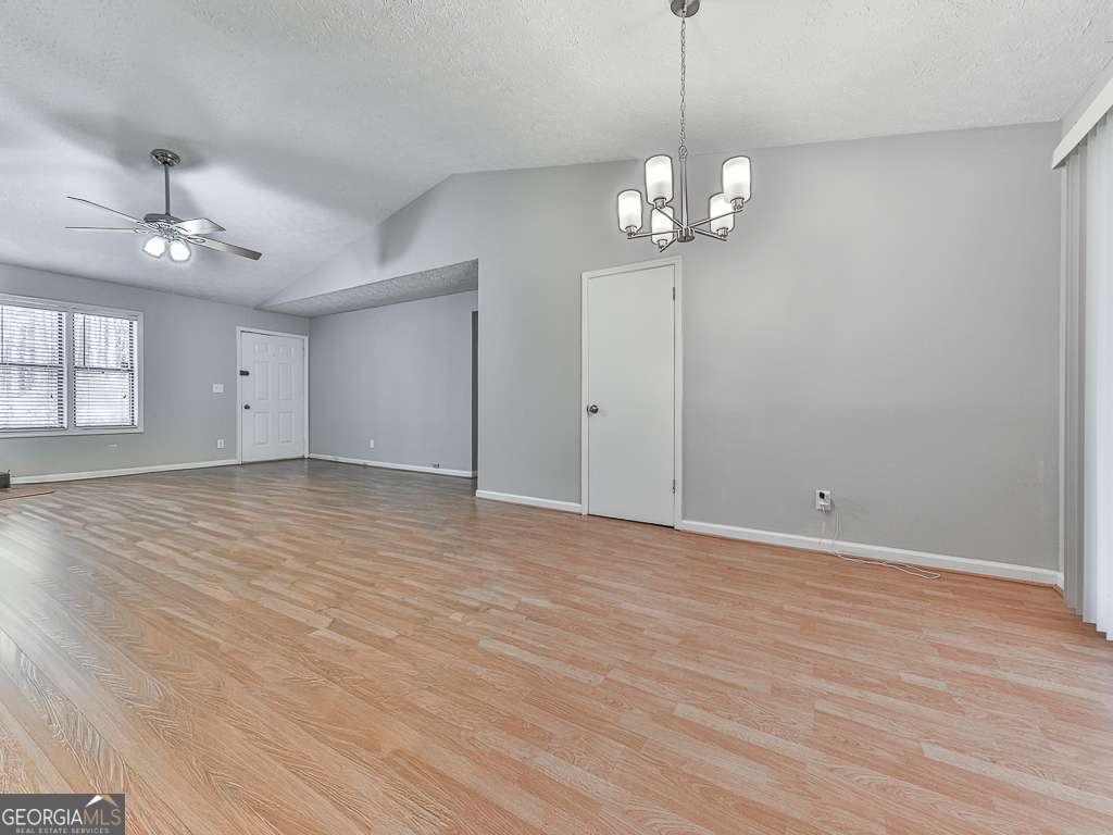 5506 Vaughn Road Woodstock GA 30188