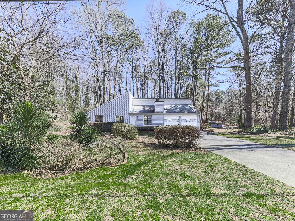5506 Vaughn Road Woodstock GA 30188