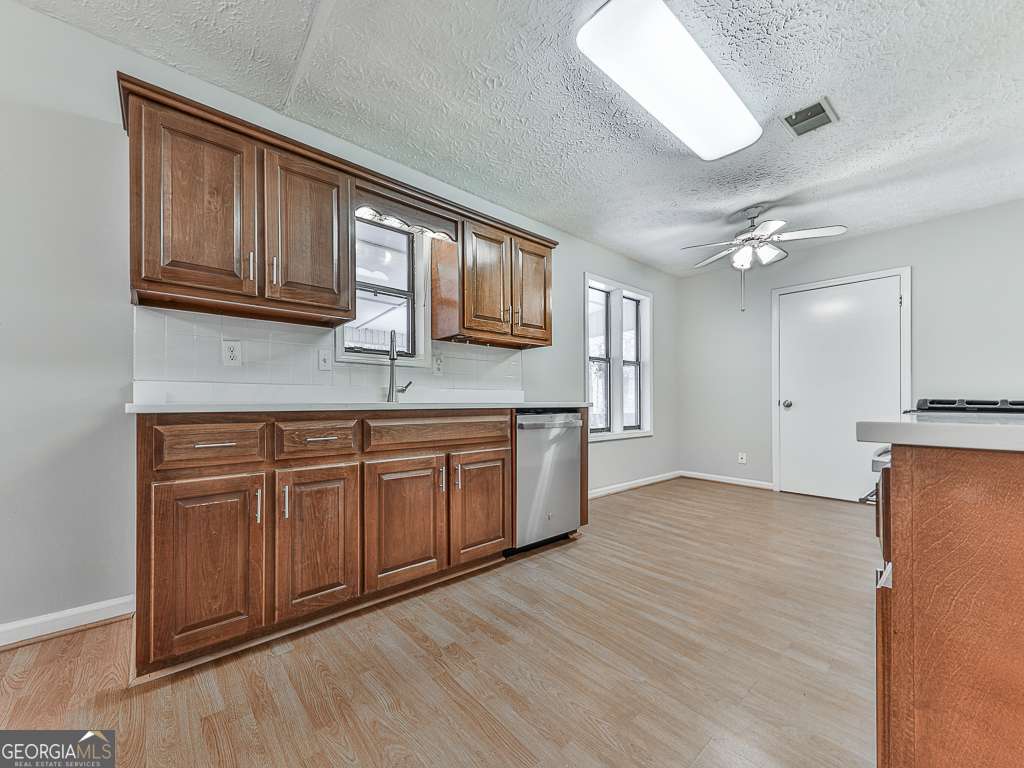 5506 Vaughn Road Woodstock GA 30188