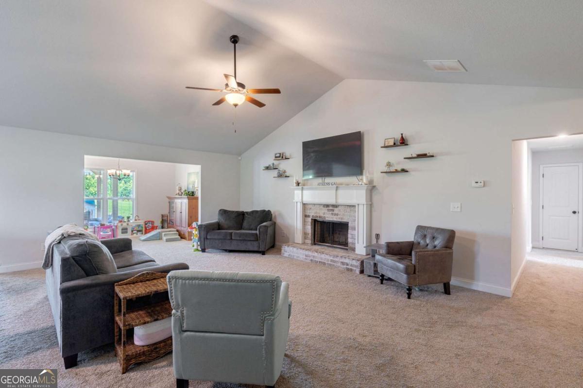 327 Skyview Drive Winterville GA 30683