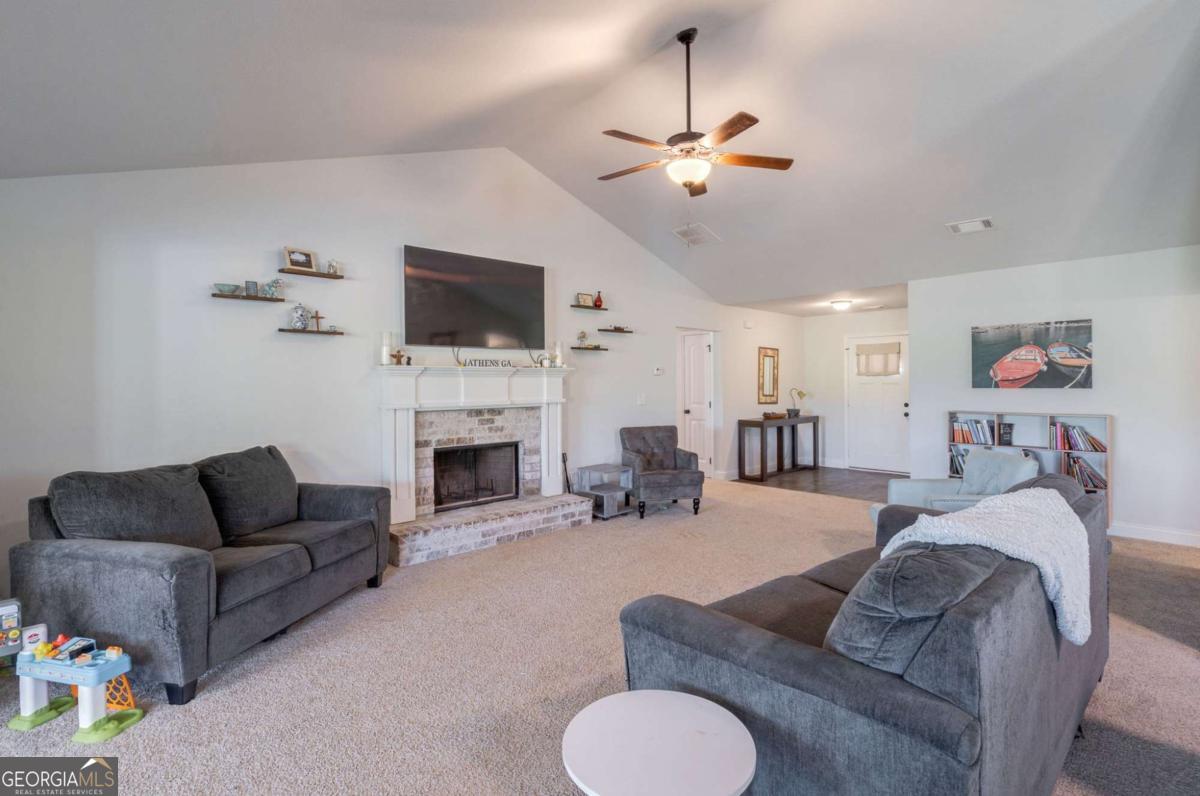 327 Skyview Drive Winterville GA 30683