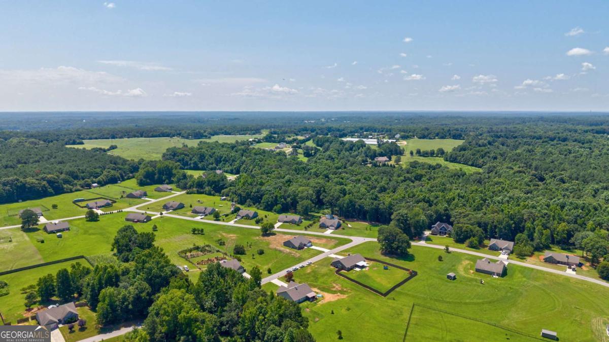 327 Skyview Drive Winterville GA 30683