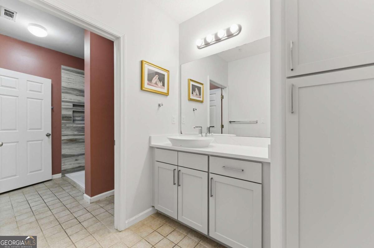 4333 Dunwoody Park Atlanta GA 30338
