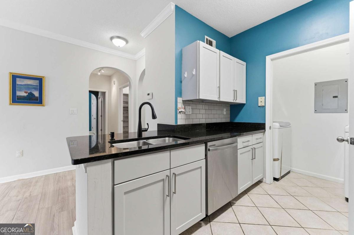 4333 Dunwoody Park Atlanta GA 30338
