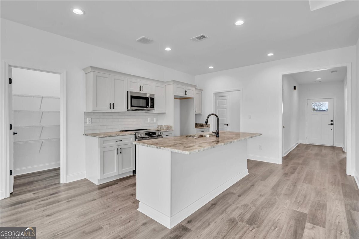 165 Early Drive Byron GA 31008