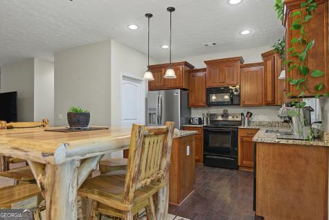 629 Crane Trail Cleveland GA 30528