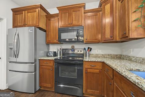 629 Crane Trail Cleveland GA 30528