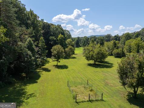 629 Crane Trail Cleveland GA 30528