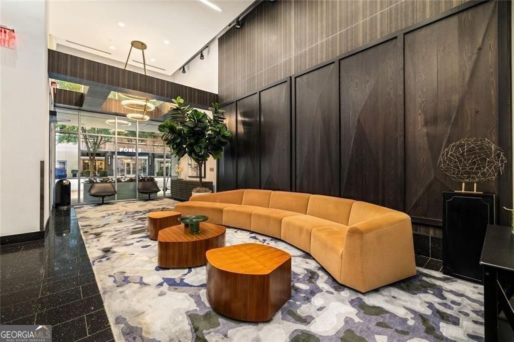 44 Peachtree Place NW Atlanta GA 30309