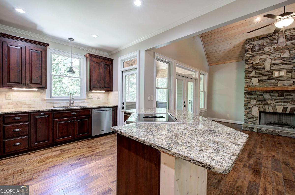 25 Mountain Creek Trail NE Fairmount GA 30139