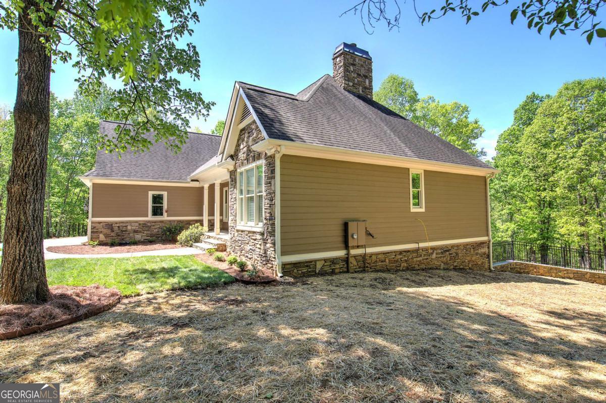 25 Mountain Creek Trail NE Fairmount GA 30139
