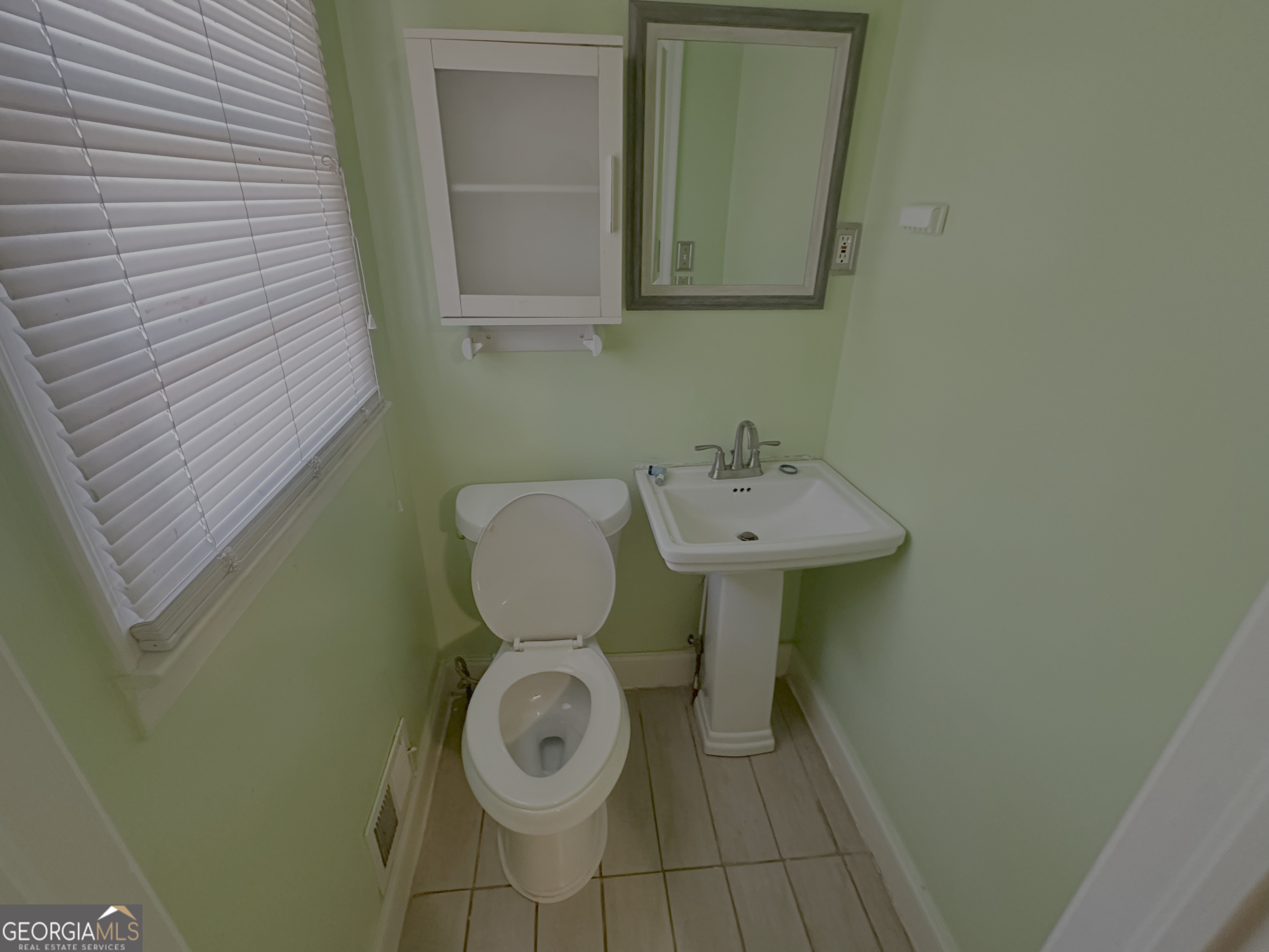1523 Sagewood Circle Stone Mountain GA 30083